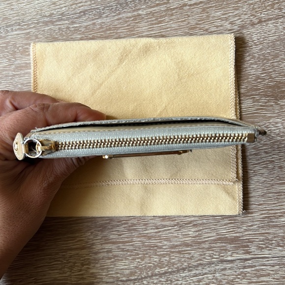 Louis Vuitton Poudre Monogram Vernis Pochette Cles Key and Change Holder Beige - Picture 10 of 17